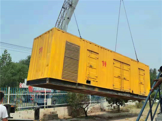 陆良300KW柴油发电机组油耗是多少?